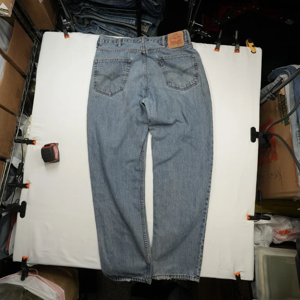 Levi's 550‎ Men's Relaxed Fit Jeans (fits 36x34) Blue Medium Wash Denim Casual